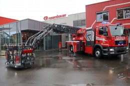 PGD Gornja Radgona prevzela novo avtolestev Rosenbauer L32A-XS