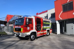 PGD Pivka prevzela novi Rosenbauer ET GVC 16/15 