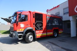 PGD Nevlje prevzeli novo vozilo Rosenbauer ET 16/25 