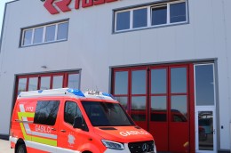 PGD Velenje bogatejše za novo Rosenbauer hitro reševalno vozilo 