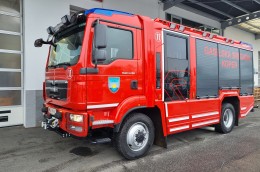 Gasilci iz koprske brigade bogatejši za novi Rosenbauer AT