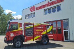 Gasilci iz PGD Kamnica prevzeli novi Rosenbauer GVC-3